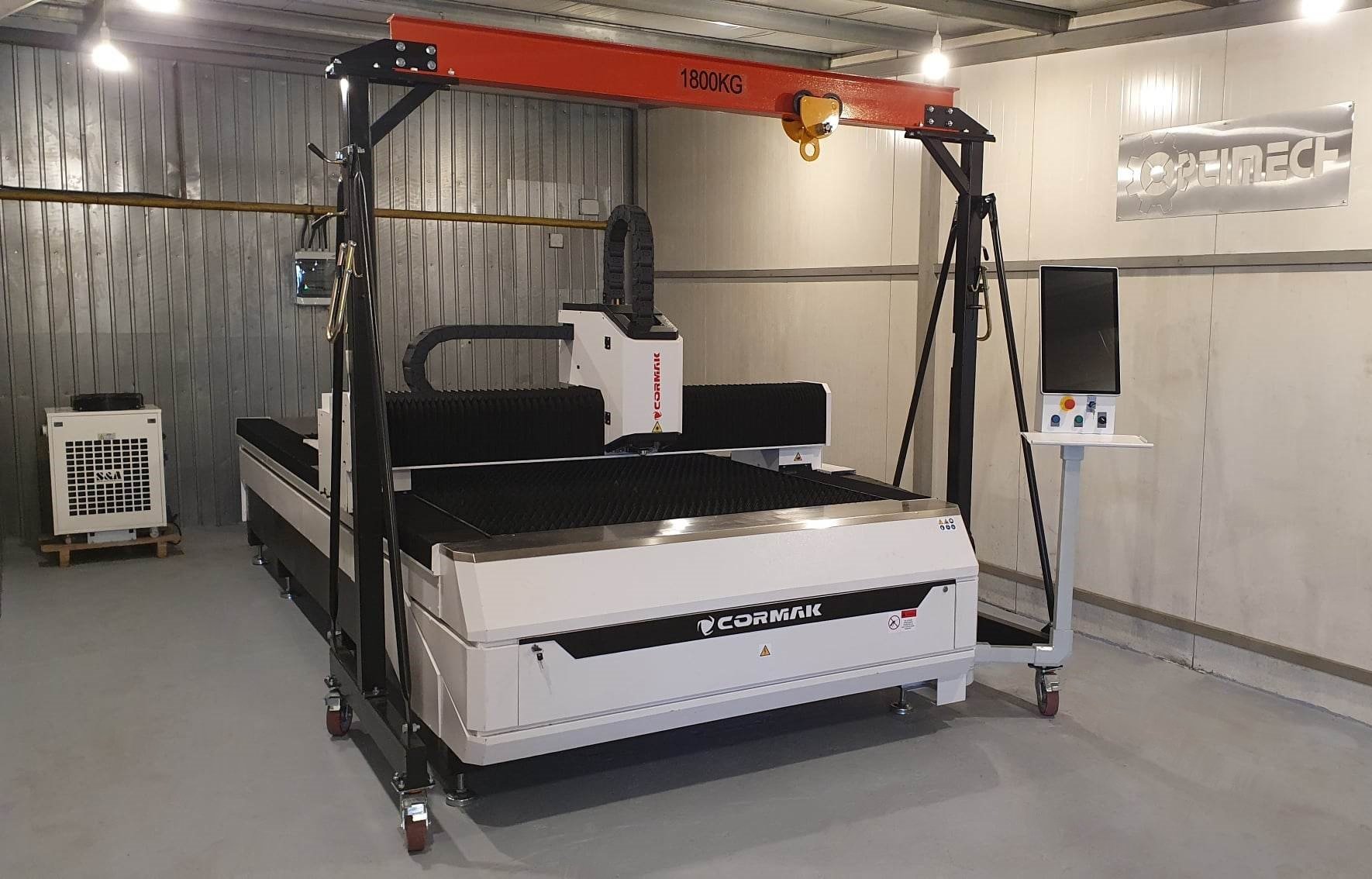 Hala Optimech - Laserowe cięcie blach Laser do cięcia blachy